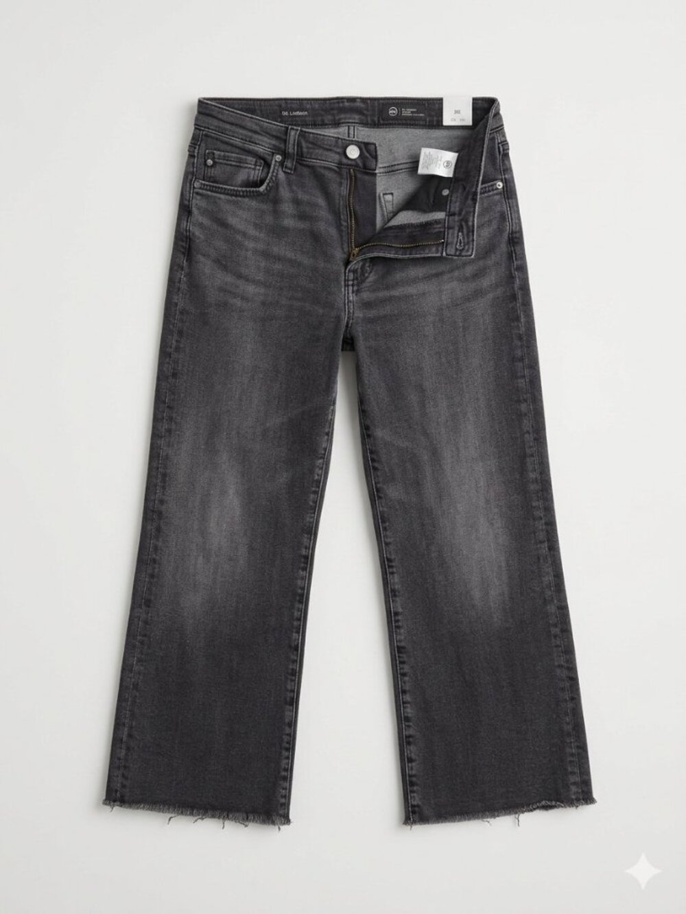 Really nice! Women's AG Sage Wide Leg Crop - Size 28